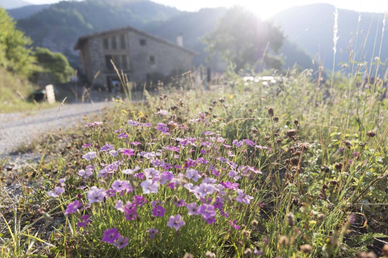 Хостел Mas Rural El Negre Угаса Екстер'єр фото
